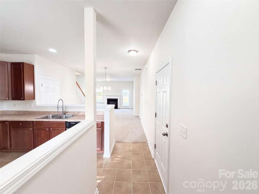 152 Clydesdale Court, Matthews, NC 28104.  MLS# CAR4426420, YatesRealty ID 52374. 
