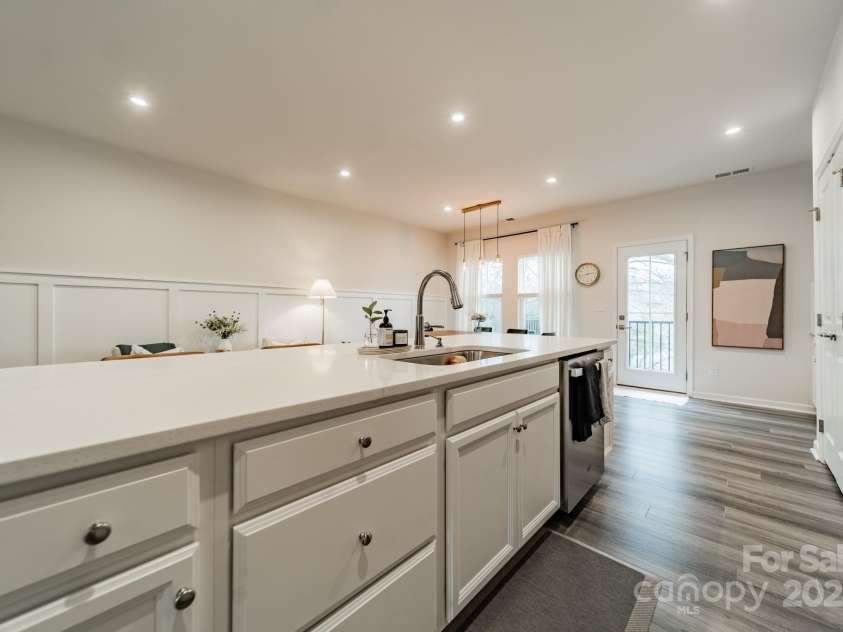 3104 Timber Mill Drive, Matthews, NC 28104.  MLS# CAR4234429, YatesRealty ID 5238. 