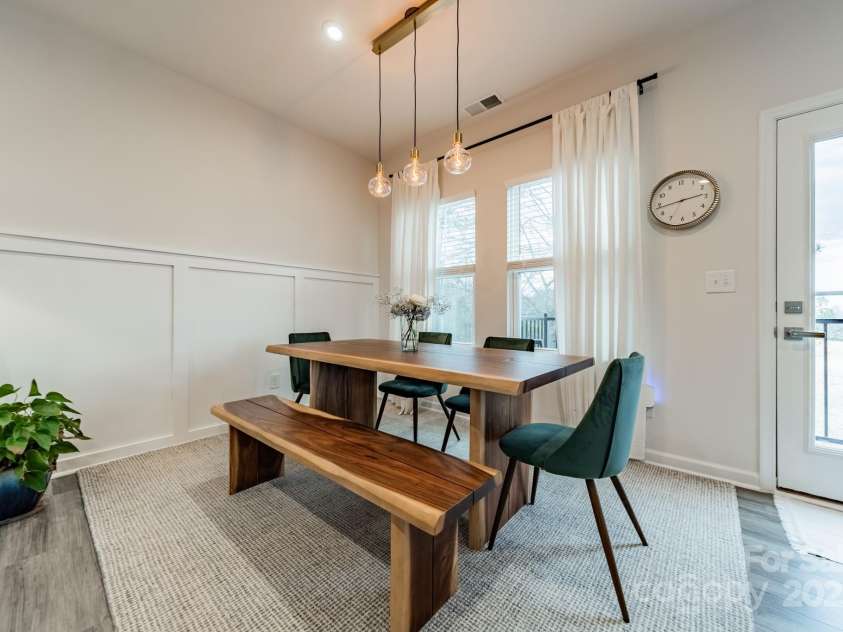 3104 Timber Mill Drive, Matthews, NC 28104.  MLS# CAR4234429, YatesRealty ID 5238. 