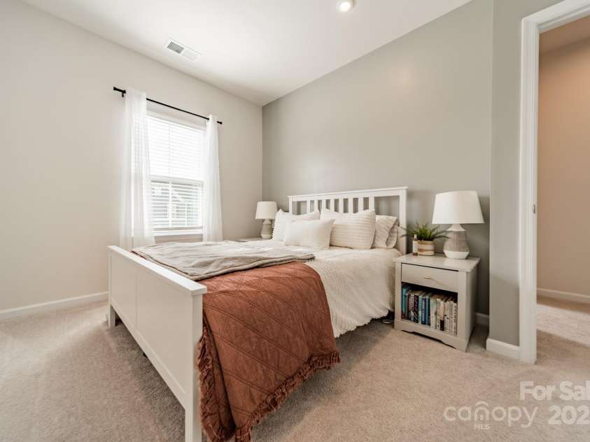 3104 Timber Mill Drive, Matthews, NC 28104.  MLS# CAR4234429, YatesRealty ID 5238. 