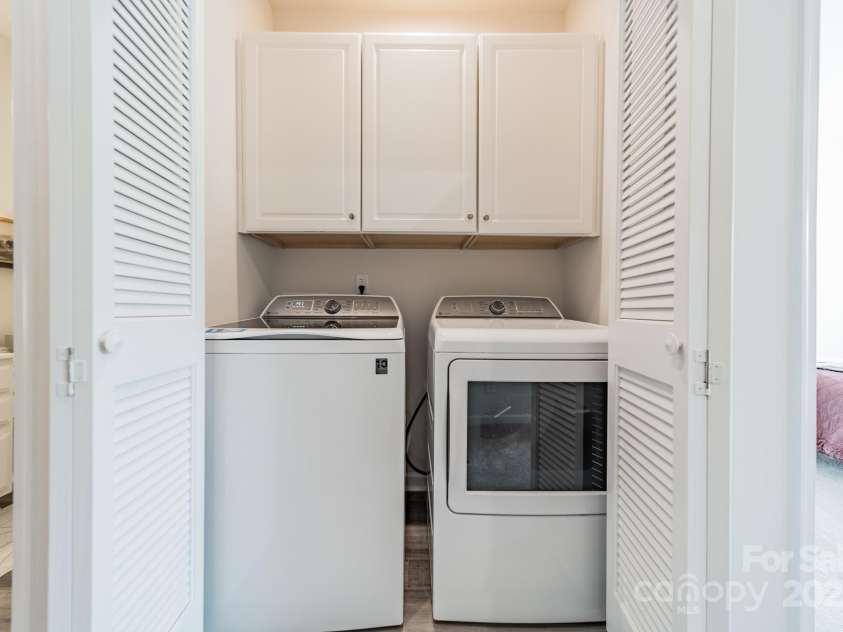 3104 Timber Mill Drive, Matthews, NC 28104.  MLS# CAR4234429, YatesRealty ID 5238. 