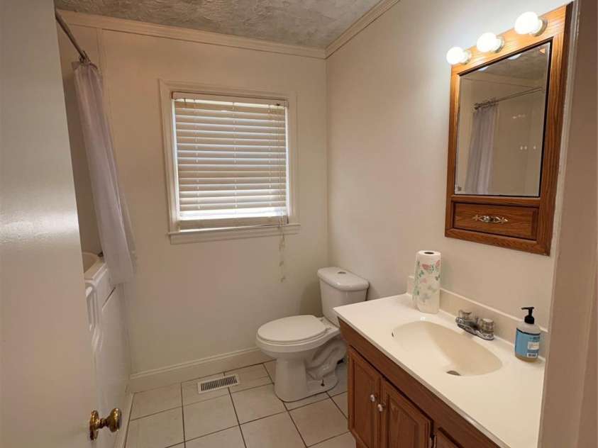 204 Nims Road, Mount Holly, NC 28120.  MLS# CAR4426810, YatesRealty ID 52380. Bathroom