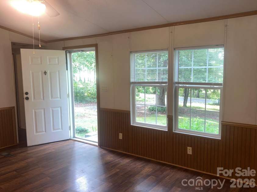 5543 White Oaks Drive, Morganton, NC 28655.  MLS# CAR4426777, YatesRealty ID 52381. 
