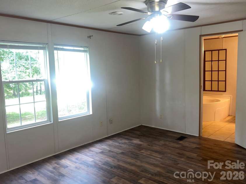 5543 White Oaks Drive, Morganton, NC 28655.  MLS# CAR4426777, YatesRealty ID 52381. 