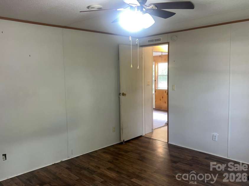 5543 White Oaks Drive, Morganton, NC 28655.  MLS# CAR4426777, YatesRealty ID 52381. 