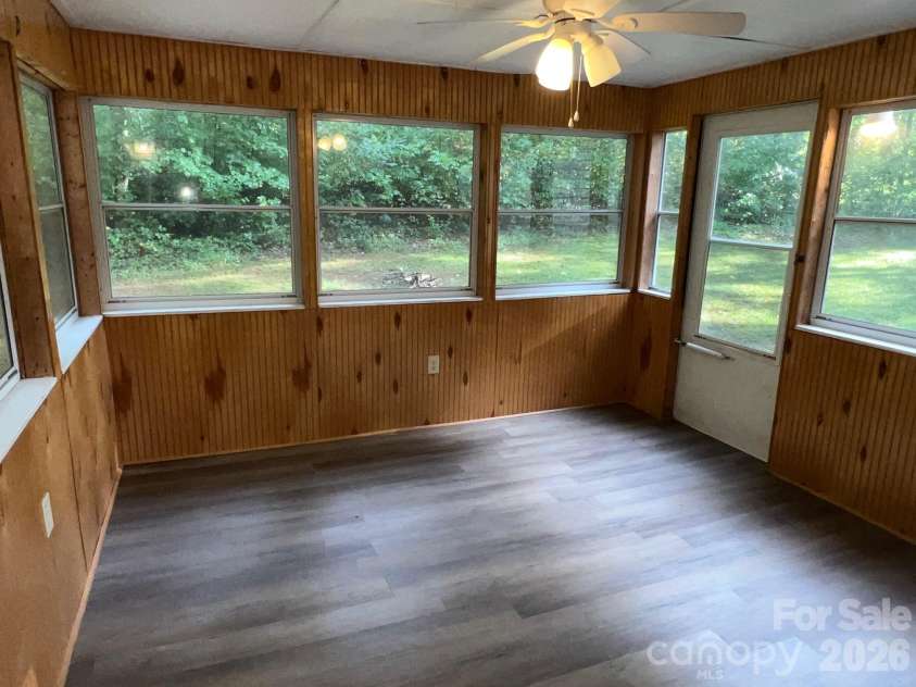 5543 White Oaks Drive, Morganton, NC 28655.  MLS# CAR4426777, YatesRealty ID 52381. 