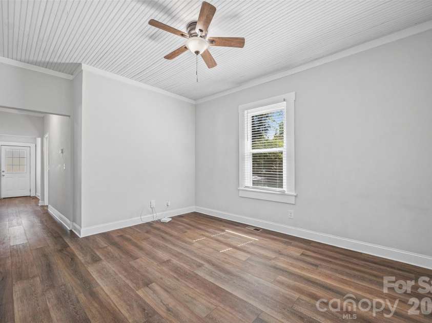 427 Oates Street, Rock Hill, SC 29730.  MLS# CAR4427081, YatesRealty ID 52382. 