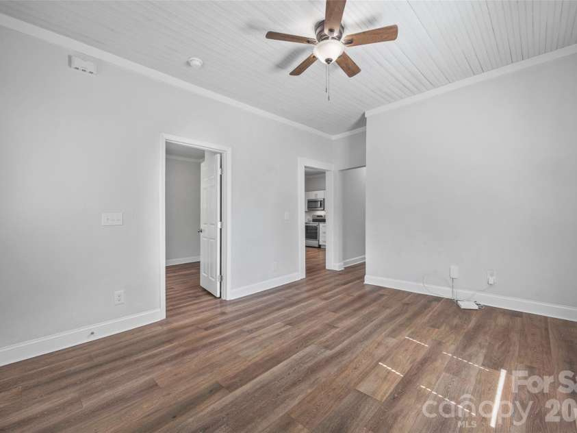 427 Oates Street, Rock Hill, SC 29730.  MLS# CAR4427081, YatesRealty ID 52382. 