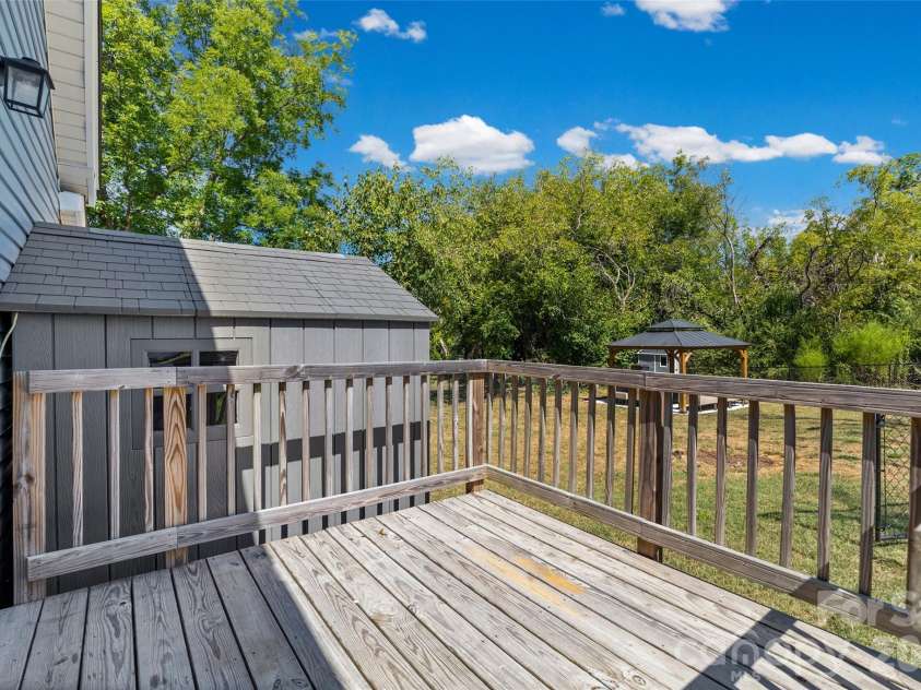 427 Oates Street, Rock Hill, SC 29730.  MLS# CAR4427081, YatesRealty ID 52382. 