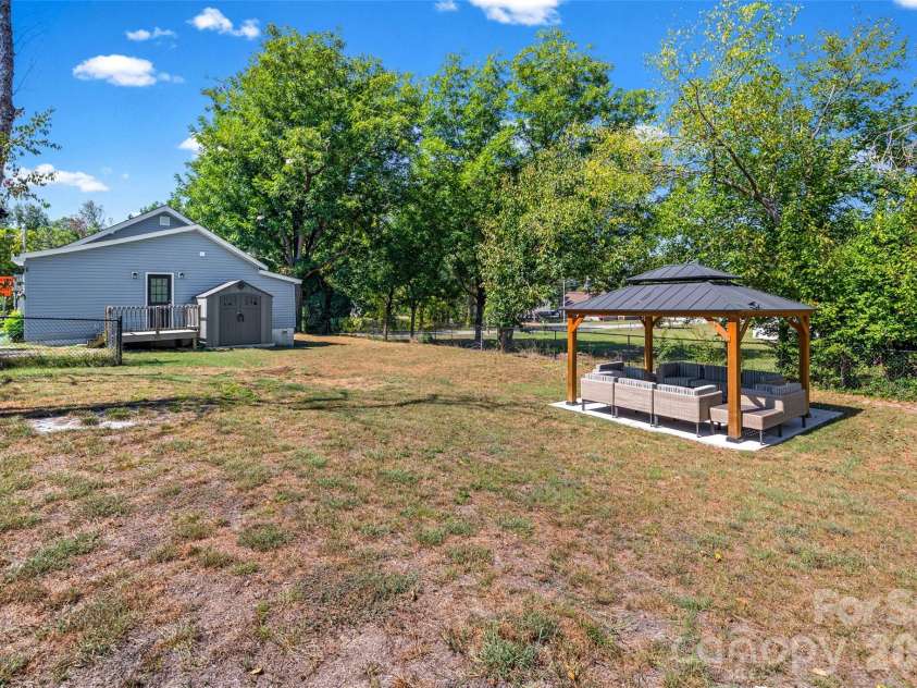 427 Oates Street, Rock Hill, SC 29730.  MLS# CAR4427081, YatesRealty ID 52382. 