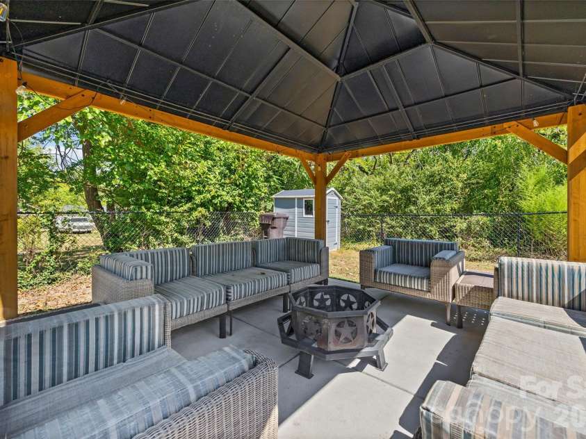 427 Oates Street, Rock Hill, SC 29730.  MLS# CAR4427081, YatesRealty ID 52382. 