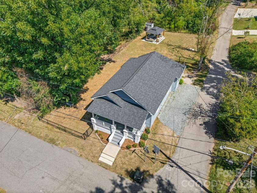 427 Oates Street, Rock Hill, SC 29730.  MLS# CAR4427081, YatesRealty ID 52382. 