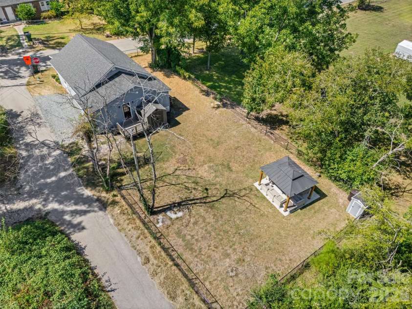 427 Oates Street, Rock Hill, SC 29730.  MLS# CAR4427081, YatesRealty ID 52382. 