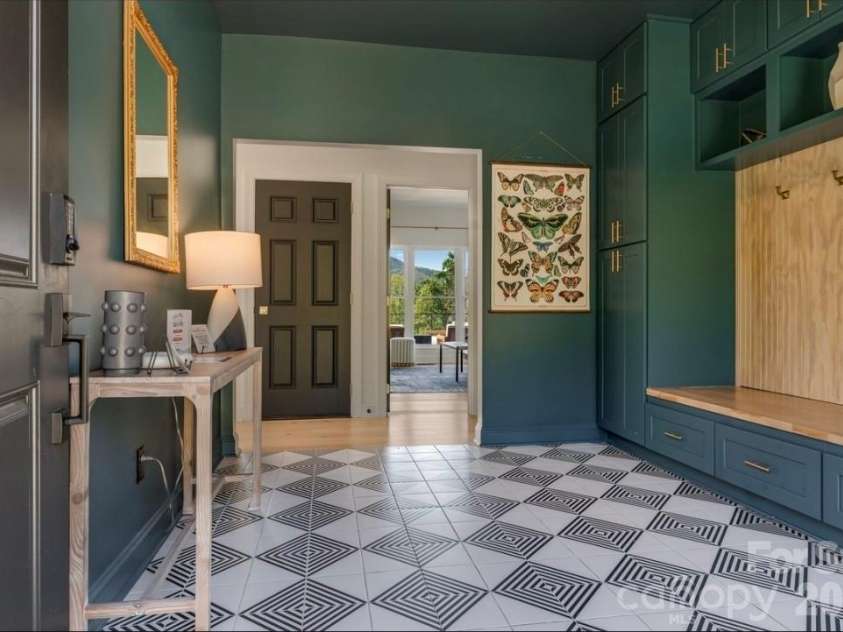 58 Bird Creek Estates Road, Black Mountain, NC 28711.  MLS# CAR4427379, YatesRealty ID 52383. Welcome, C'mon In!