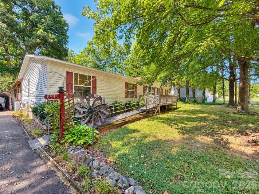 8596 Ledford Avenue, Connelly Springs, NC 28612.  MLS# CAR4427235, YatesRealty ID 52385. 