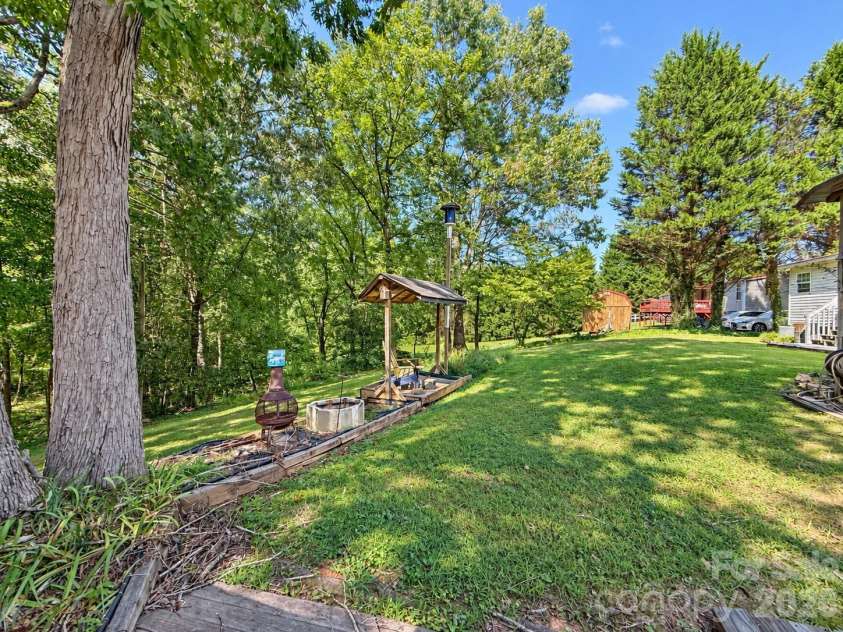 8596 Ledford Avenue, Connelly Springs, NC 28612.  MLS# CAR4427235, YatesRealty ID 52385. 