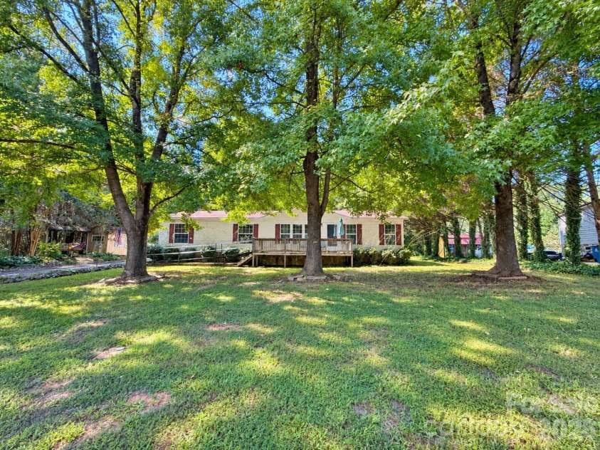 8596 Ledford Avenue, Connelly Springs, NC 28612.  MLS# CAR4427235, YatesRealty ID 52385. 