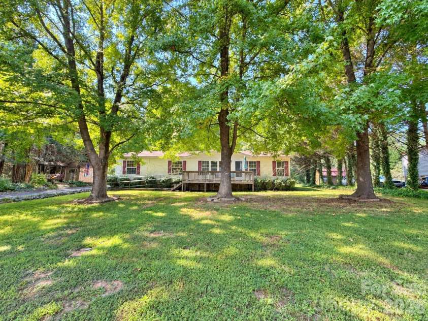 8596 Ledford Avenue, Connelly Springs, NC 28612.  MLS# CAR4427235, YatesRealty ID 52385. 