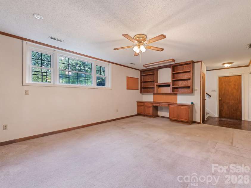 11 Crestwood Lane, Candler, NC 28715.  MLS# CAR4427440, YatesRealty ID 52386. 