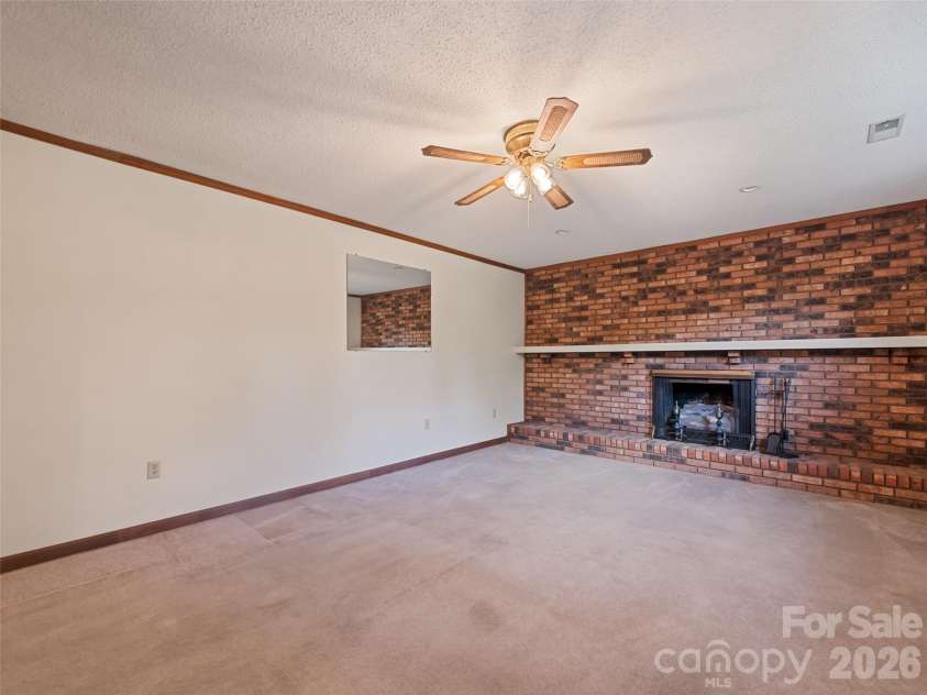 11 Crestwood Lane, Candler, NC 28715.  MLS# CAR4427440, YatesRealty ID 52386. 