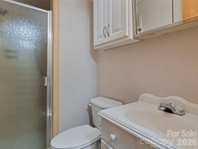 11 Crestwood Lane, Candler, NC 28715.  MLS# CAR4427440, YatesRealty ID 52386. 