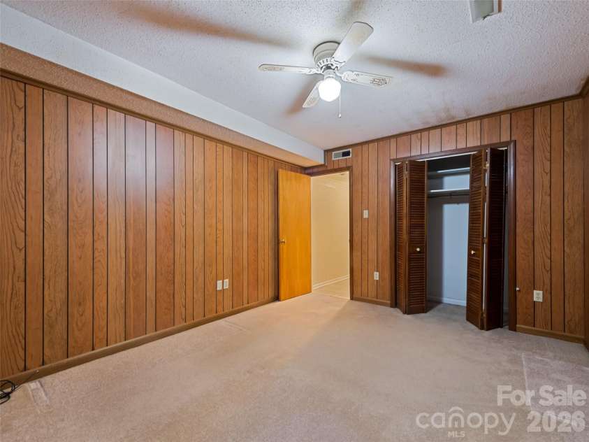 11 Crestwood Lane, Candler, NC 28715.  MLS# CAR4427440, YatesRealty ID 52386. 