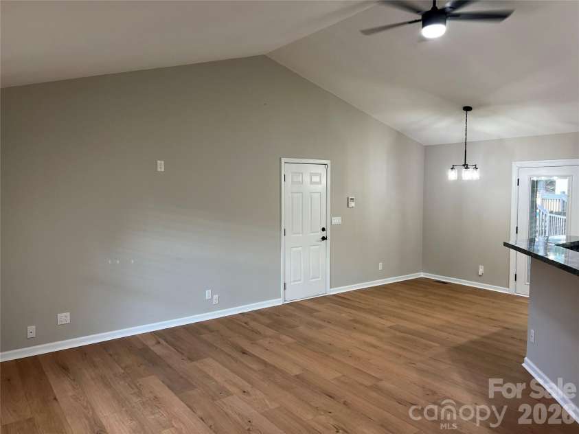 1129 Lyndsey Brooke Court, Lincolnton, NC 28092.  MLS# CAR4425478, YatesRealty ID 52387. 