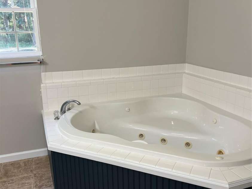 1129 Lyndsey Brooke Court, Lincolnton, NC 28092.  MLS# CAR4425478, YatesRealty ID 52387. 