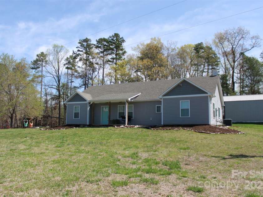 103 Verbinia Drive, Rutherfordton, NC 28139.  MLS# CAR4242200, YatesRealty ID 5239. 