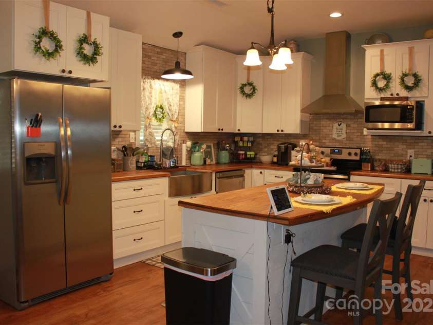 103 Verbinia Drive, Rutherfordton, NC 28139.  MLS# CAR4242200, YatesRealty ID 5239. 