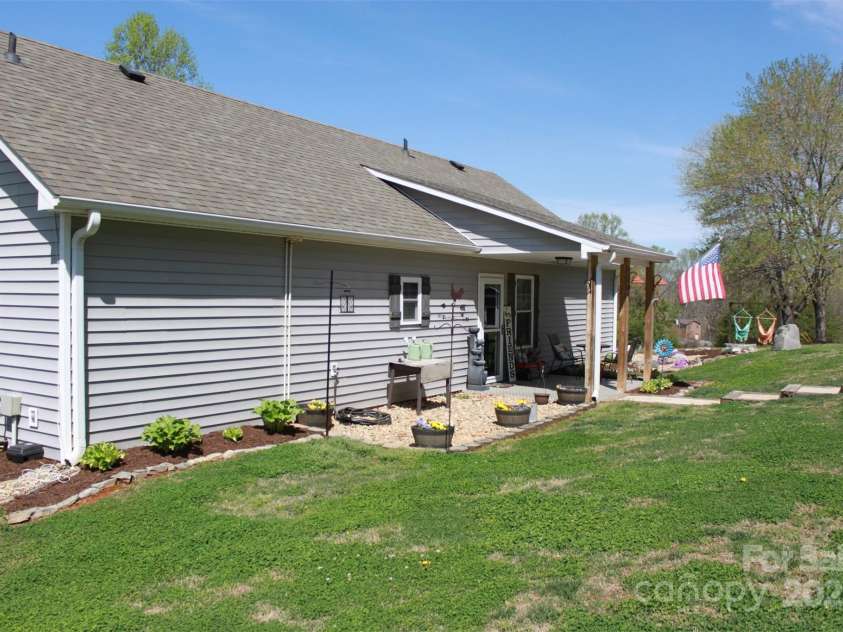 103 Verbinia Drive, Rutherfordton, NC 28139.  MLS# CAR4242200, YatesRealty ID 5239. 