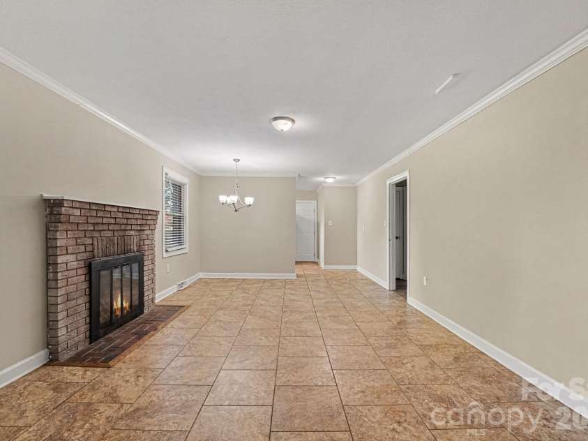 1204 Fulton Drive, Statesville, NC 28677.  MLS# CAR4426164, YatesRealty ID 52392. 