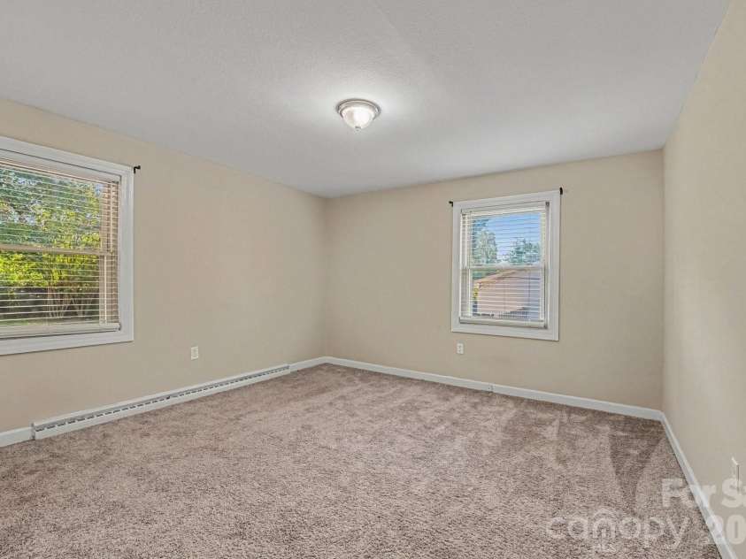 1204 Fulton Drive, Statesville, NC 28677.  MLS# CAR4426164, YatesRealty ID 52392. 