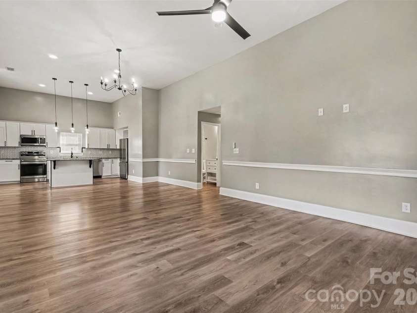 703 Enochville Avenue, Kannapolis, NC 28081.  MLS# CAR4423409, YatesRealty ID 52396. 