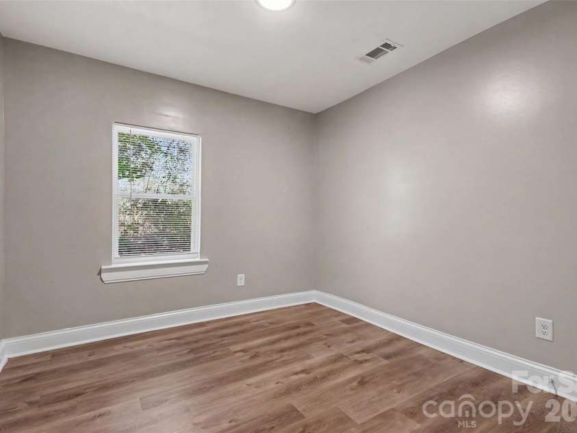 703 Enochville Avenue, Kannapolis, NC 28081.  MLS# CAR4423409, YatesRealty ID 52396. 