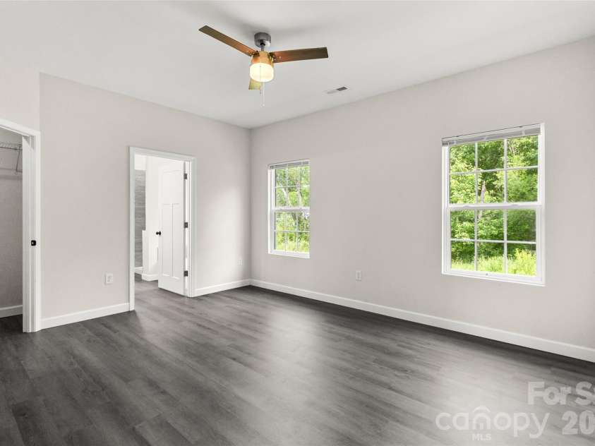 208 Nottingham Drive, York, SC 29745.  MLS# CAR4388406, YatesRealty ID 52398. 