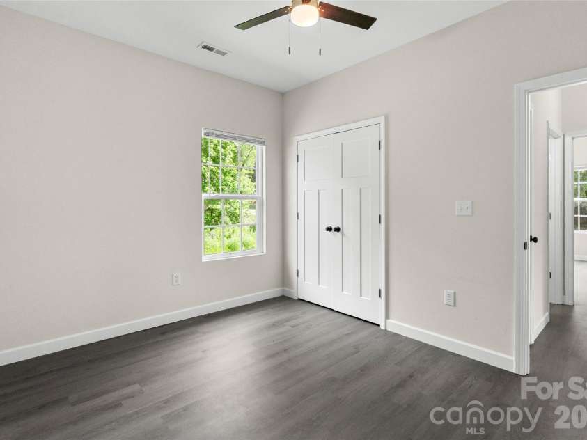 208 Nottingham Drive, York, SC 29745.  MLS# CAR4388406, YatesRealty ID 52398. 