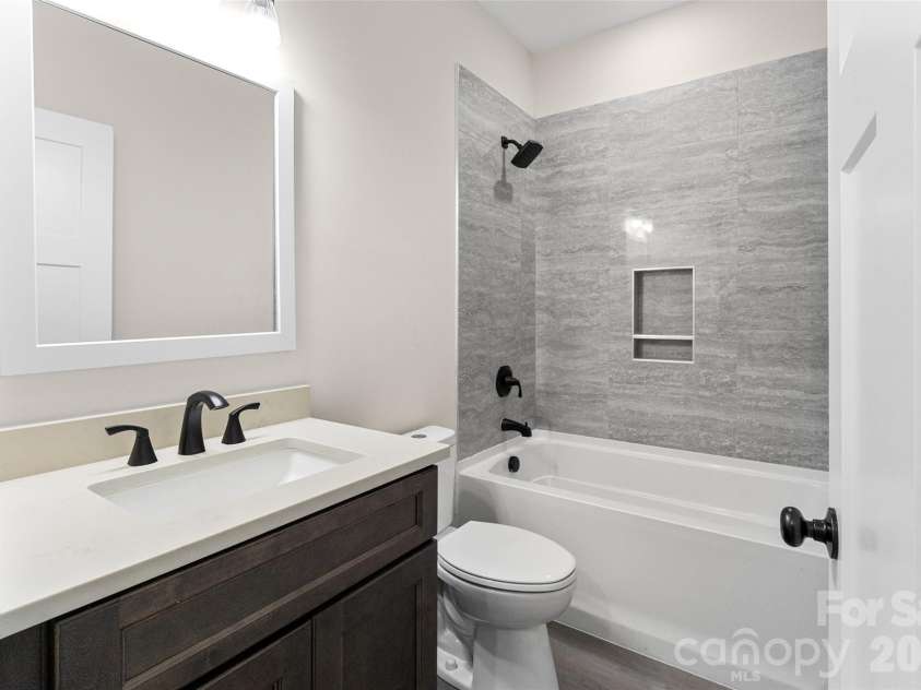 208 Nottingham Drive, York, SC 29745.  MLS# CAR4388406, YatesRealty ID 52398. 