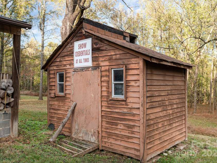 6013 Tall Tree Lane, Harrisburg, NC 28075.  MLS# CAR4316032, YatesRealty ID 524. 