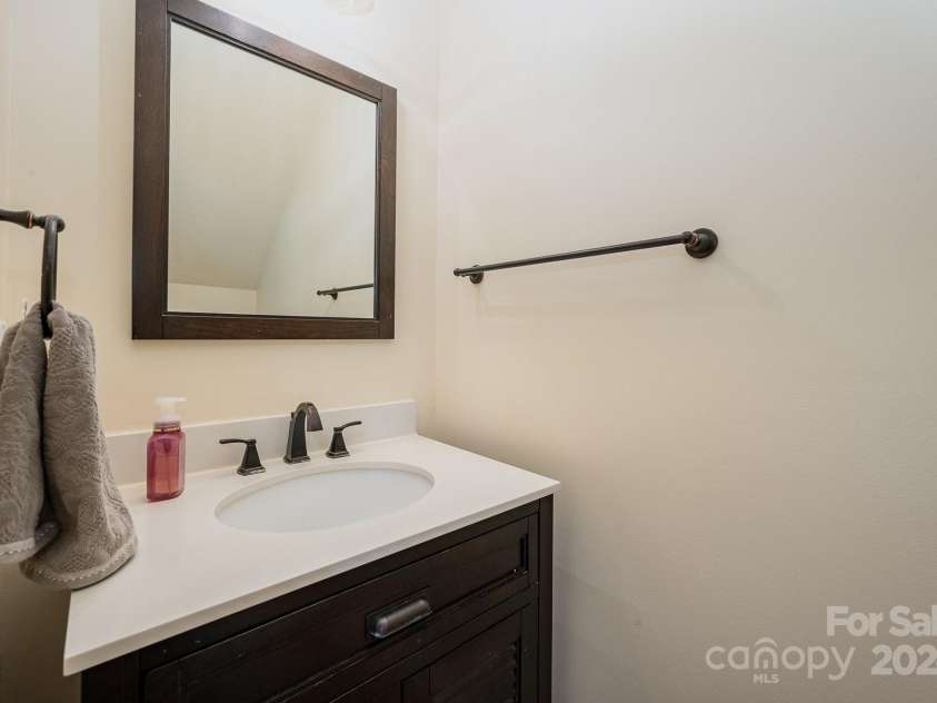 1994 Quill Court, Kannapolis, NC 28083.  MLS# CAR4190772, YatesRealty ID 5240. 