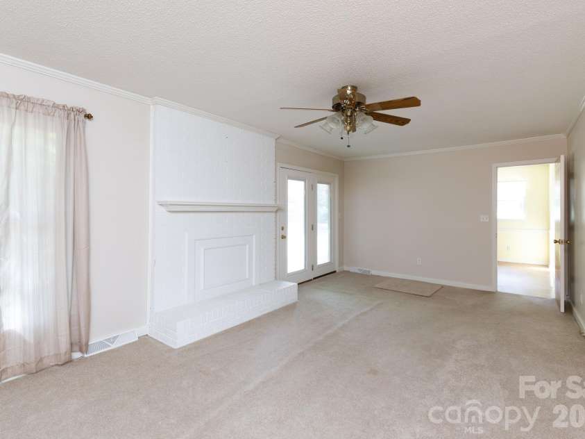 1731 Colony Road, Rock Hill, SC 29730.  MLS# CAR4427339, YatesRealty ID 52400. 