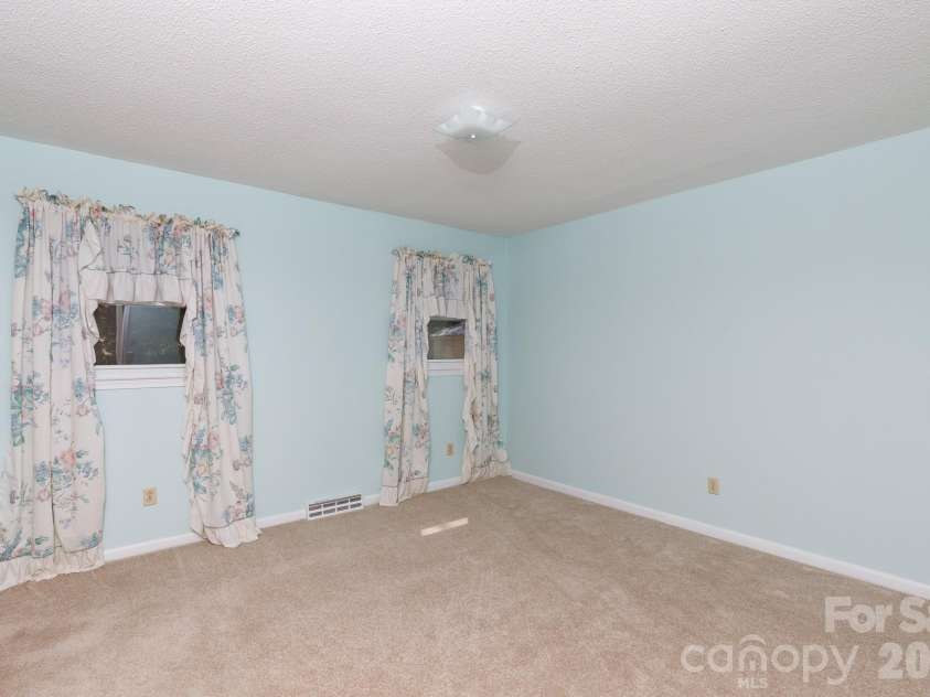 1731 Colony Road, Rock Hill, SC 29730.  MLS# CAR4427339, YatesRealty ID 52400. 