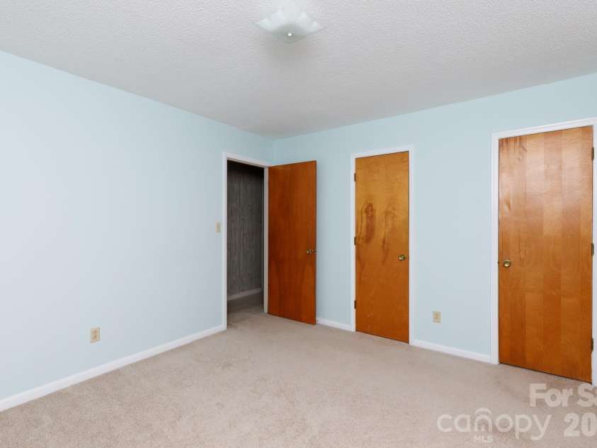 1731 Colony Road, Rock Hill, SC 29730.  MLS# CAR4427339, YatesRealty ID 52400. 