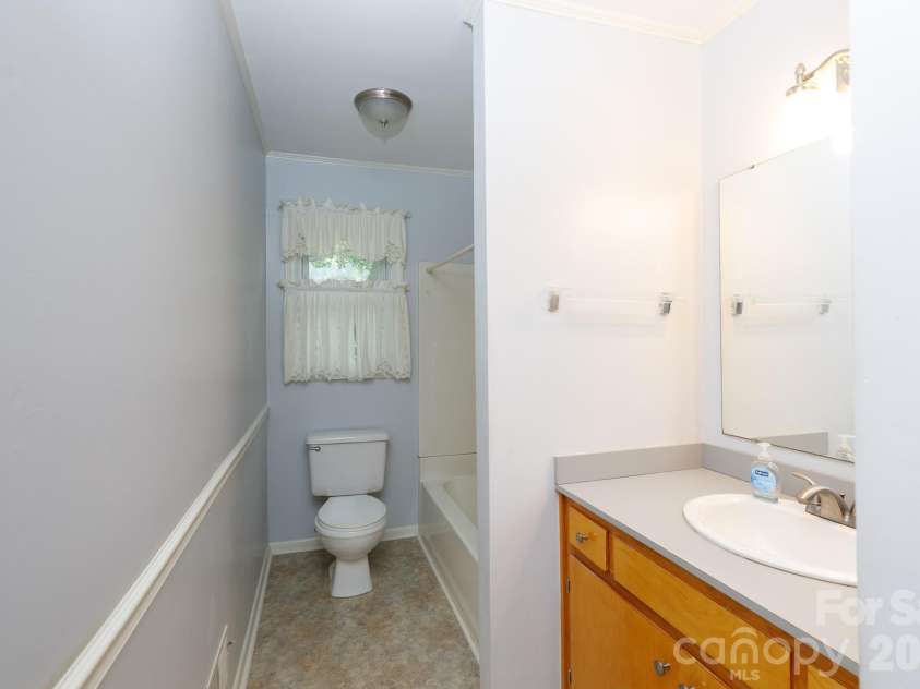 1731 Colony Road, Rock Hill, SC 29730.  MLS# CAR4427339, YatesRealty ID 52400. 