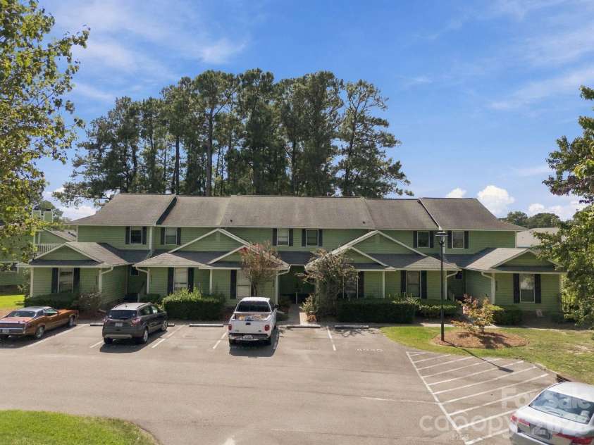 4032 Echo Farms Boulevard, Wilmington, NC 28412.  MLS# CAR4427479, YatesRealty ID 52401. 