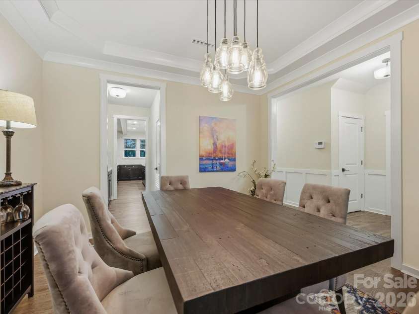 7042 Morganford Road, Charlotte, NC 28211.  MLS# CAR4426858, YatesRealty ID 52404. 