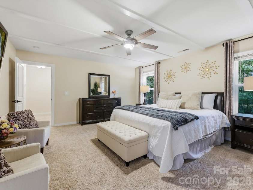 7042 Morganford Road, Charlotte, NC 28211.  MLS# CAR4426858, YatesRealty ID 52404. 