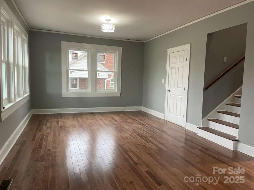 108 Evans Street, Morganton, NC 28655.  MLS# CAR4221217, YatesRealty ID 5241. 