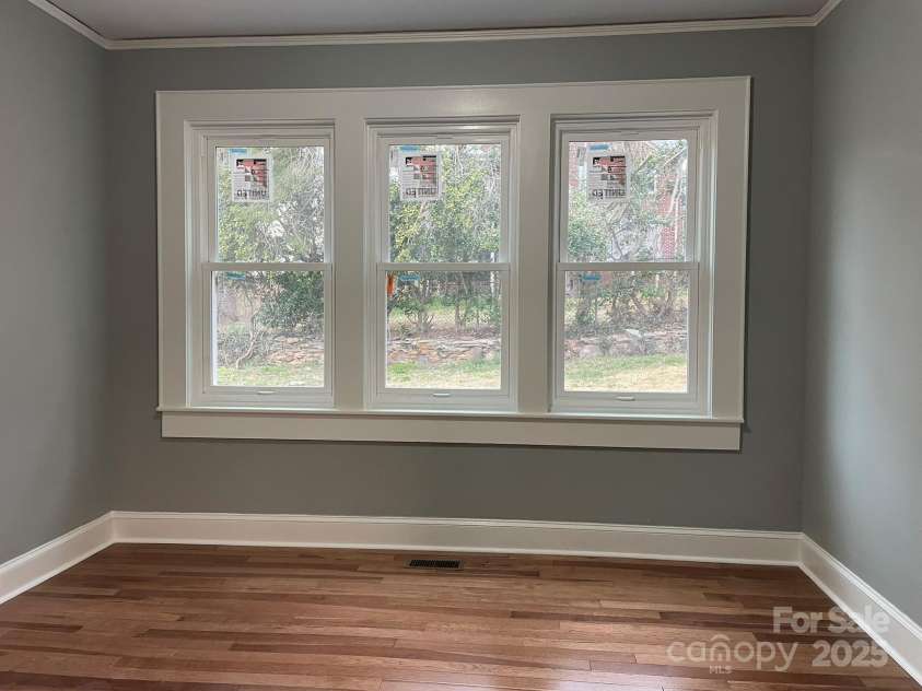 108 Evans Street, Morganton, NC 28655.  MLS# CAR4221217, YatesRealty ID 5241. Main level bedroom2