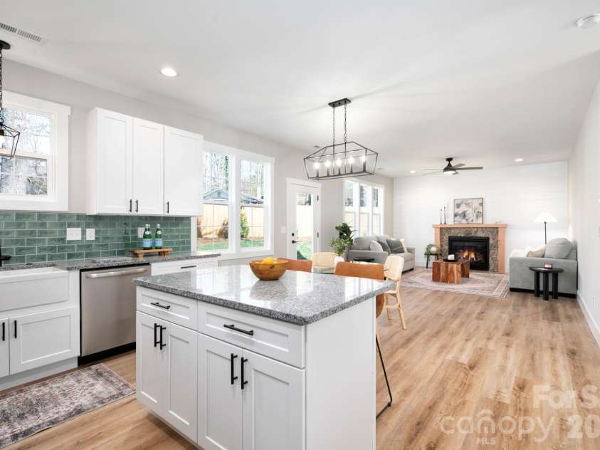 9 Myrtle Lee Cove, Arden, NC 28704.  MLS# CAR4355602, YatesRealty ID 5241. Open and Spacious Main Level Living